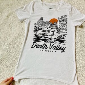 3/$25 NWOT Death Valley T-shirt